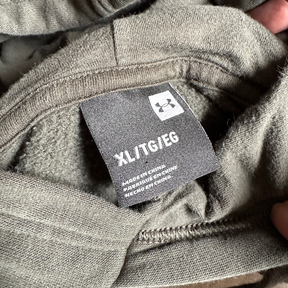 Under Armour Sweatshirt XL Army Green Hoodie Like New - Picture 2 of 6